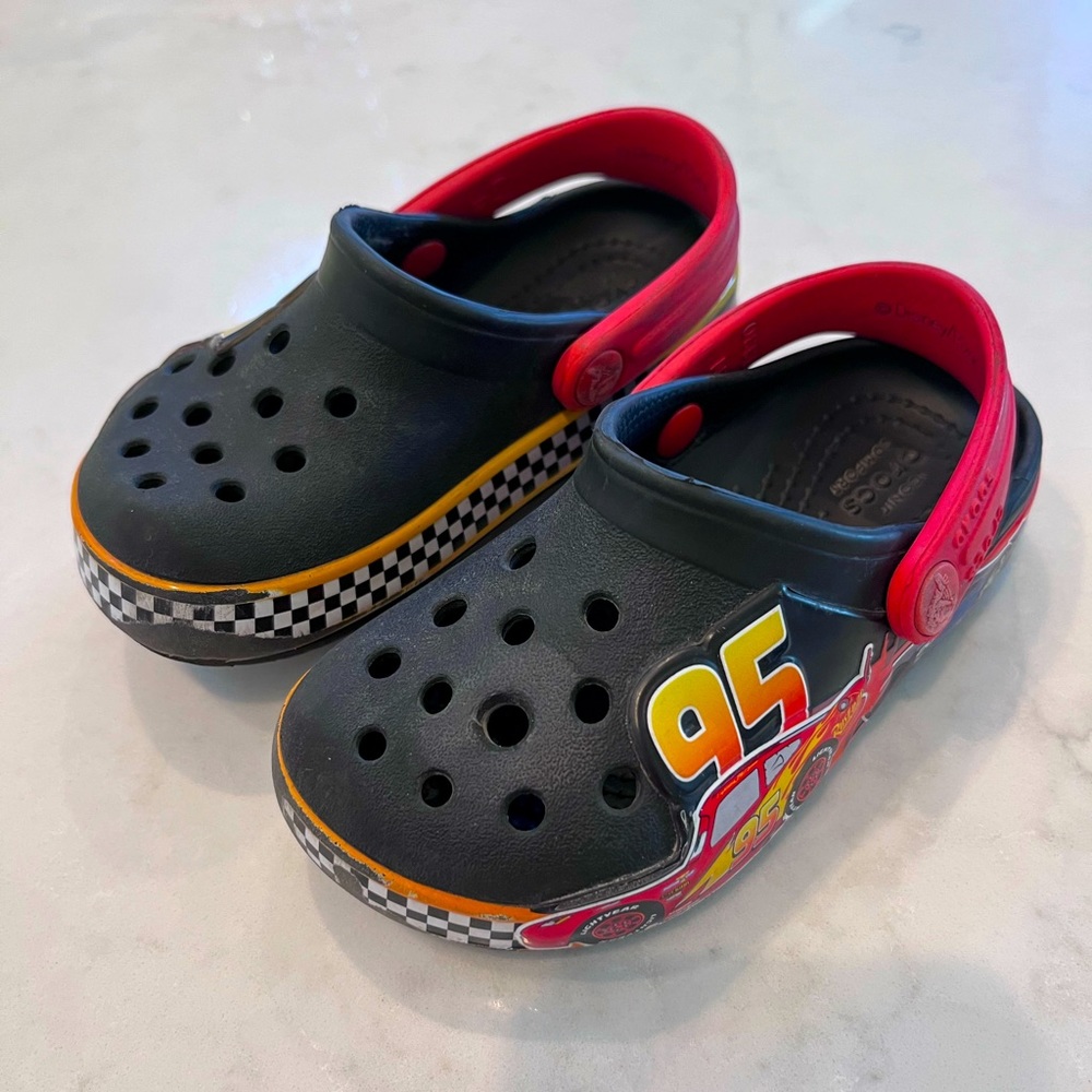 Lightening McQueen crocs size 7